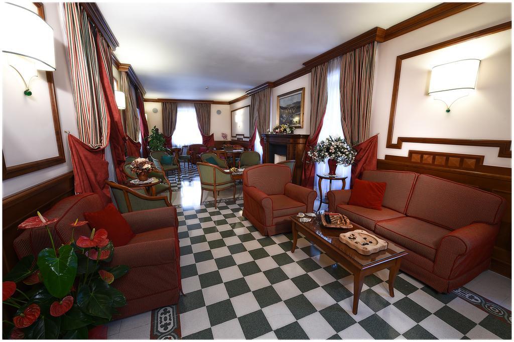 Hotel Acqui & Centro Benessere Acqui Terme Exterior foto